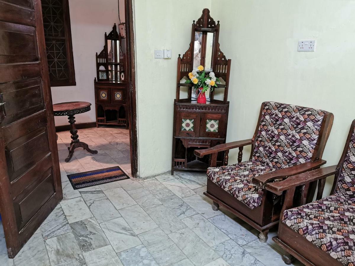 Crown Hotel Zanzibar Zewnętrze zdjęcie