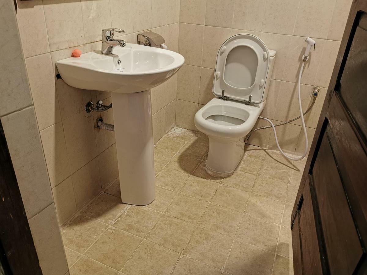 Crown Hotel Zanzibar Zewnętrze zdjęcie