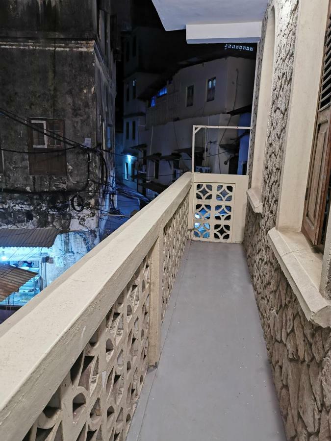 Crown Hotel Zanzibar Zewnętrze zdjęcie